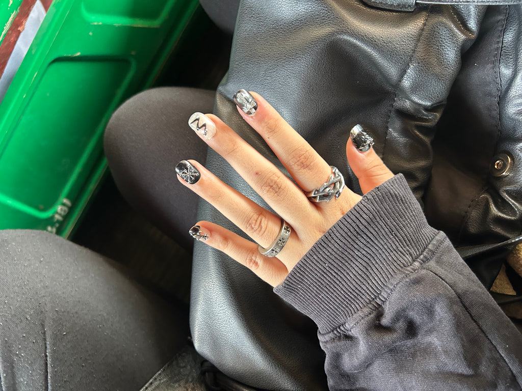 Medium size press on nails