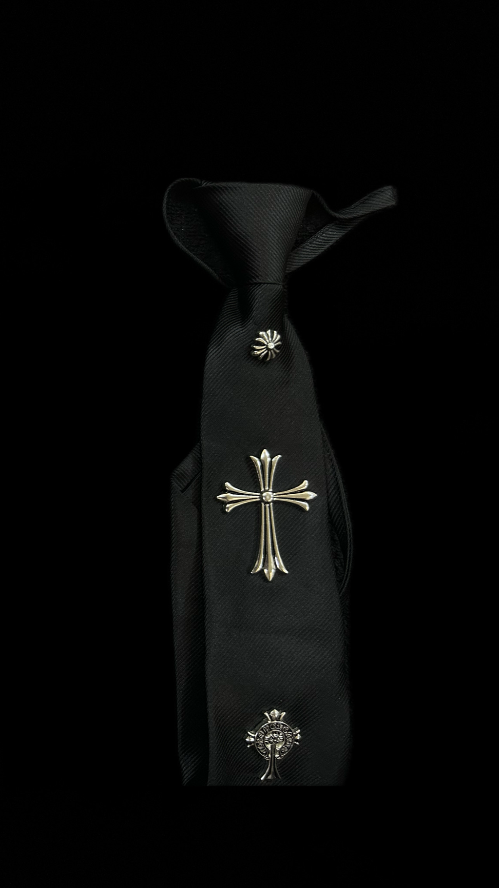Chromeo Tie