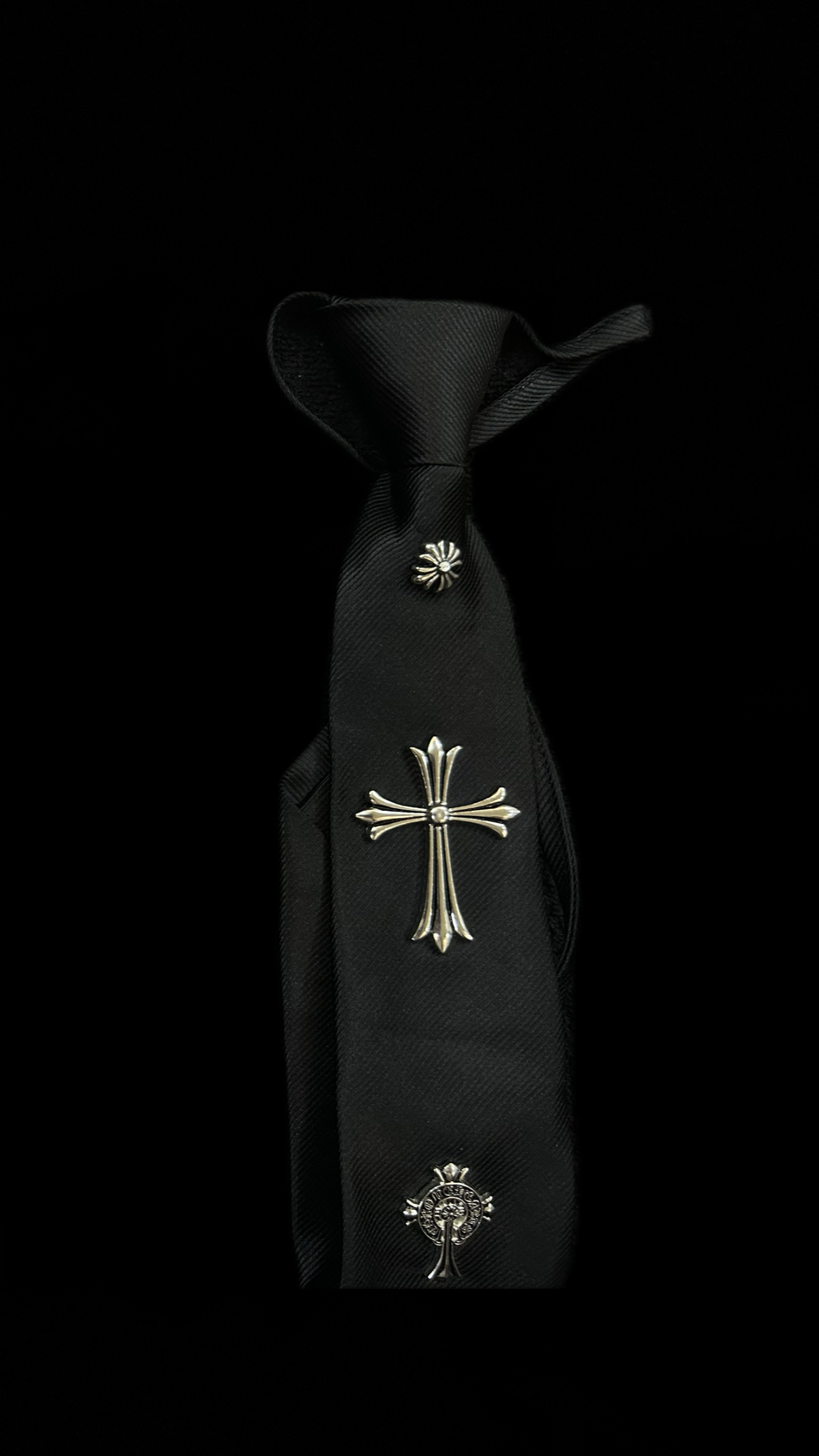 Chromeo Tie