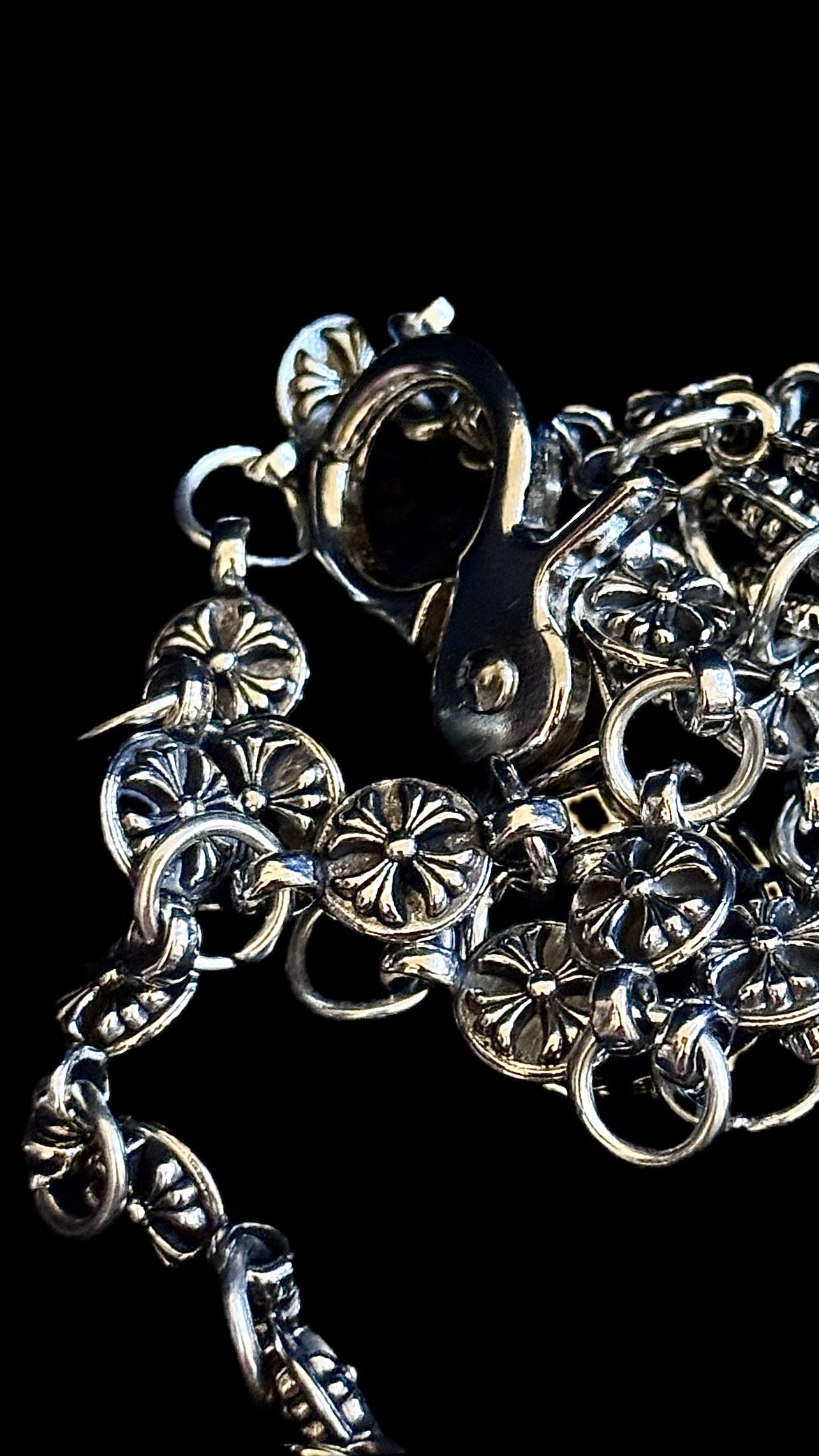 Chromeo wallet chain